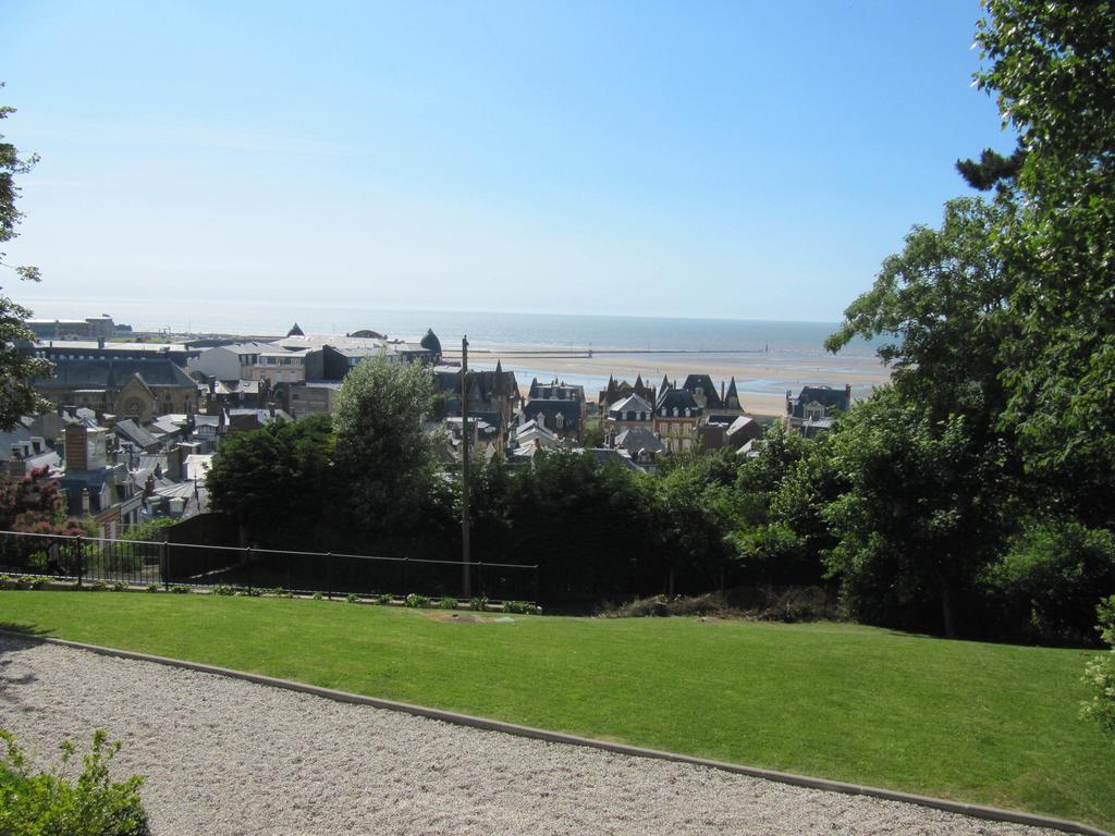 Villa Regina Trouville-sur-Mer Oda fotoğraf